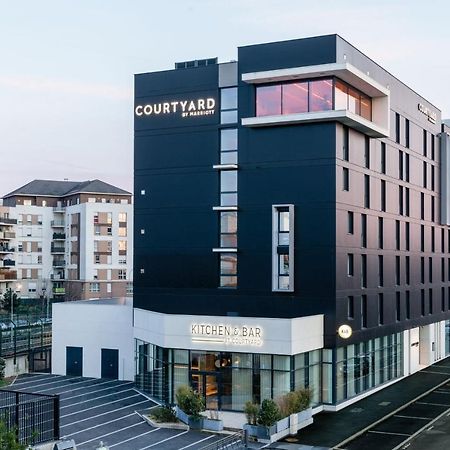 Courtyard By Marriott Paris Creteil Hotel Exterior photo